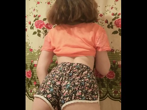 ❤️ Mwana wachinyamata wokongola akuvula kabudula wake pa kamera Zolaula pa ny.pornofilmtv.ru ❌